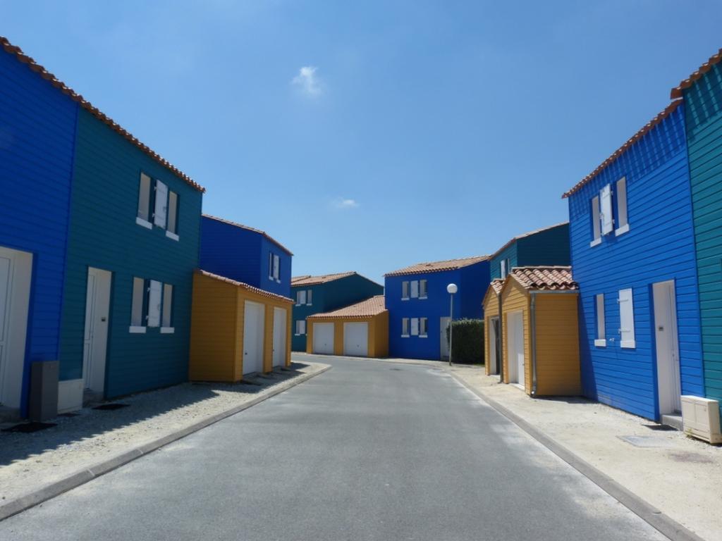 Residence Odalys Le Village Des Amareyeurs Le Château-dʼOléron Kültér fotó